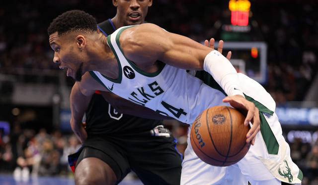 雄鹿全队爆发连胜势头 雄鹿全队爆发连胜势头