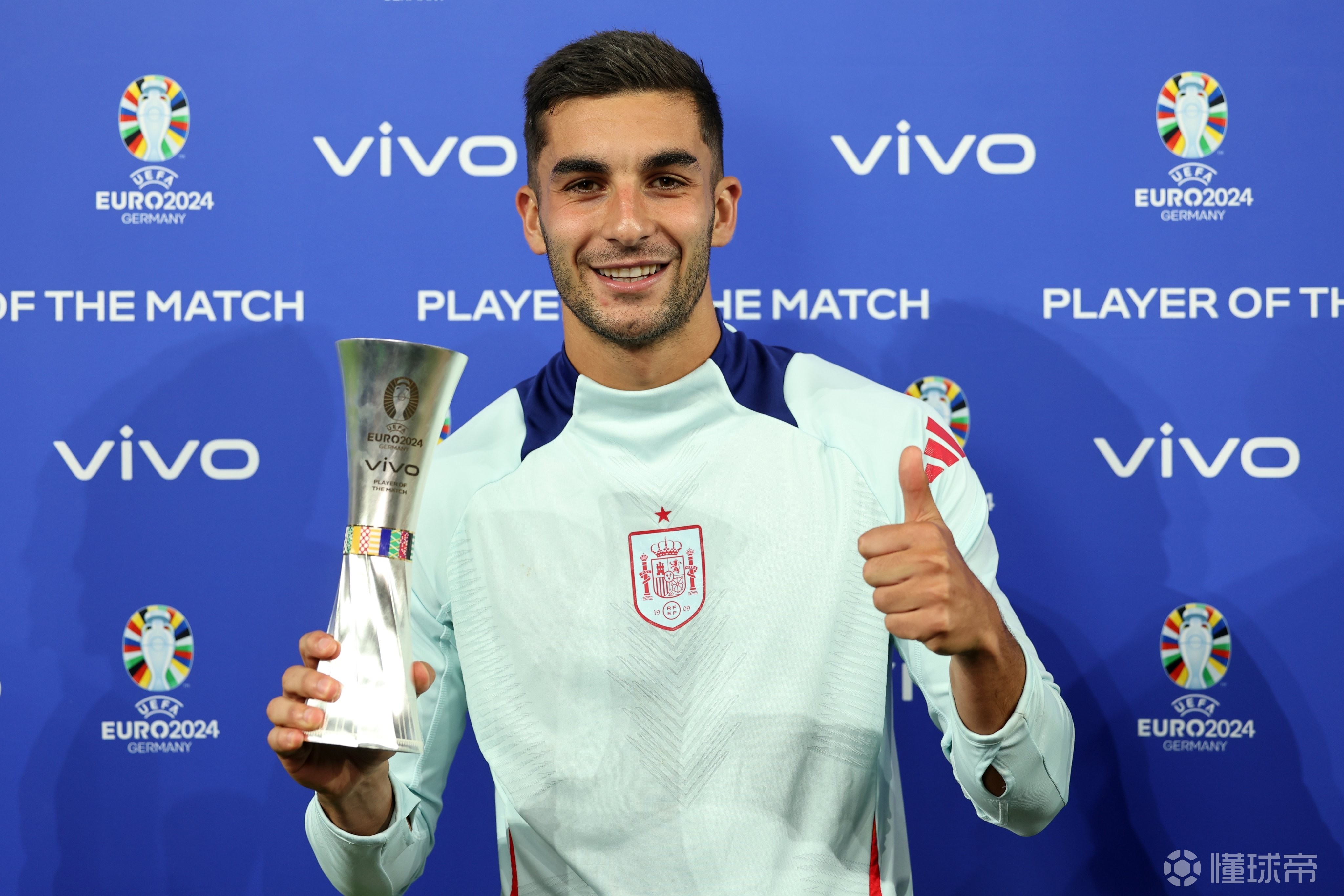 关于阿尔巴尼亚奋勇搏杀斩获欧洲杯胜仗的信息 关于阿尔巴尼亚奋勇搏杀斩获欧洲杯胜仗的信息