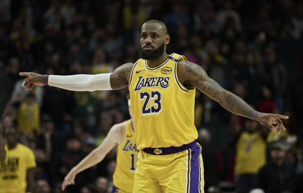 詹姆斯再度缺阵，球队遭遇失利