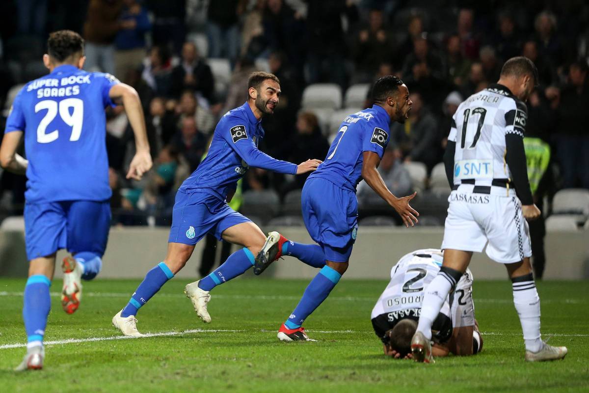 关于波兰在克罗地亚比赛中遭遇背水一战，成功晋级的信息