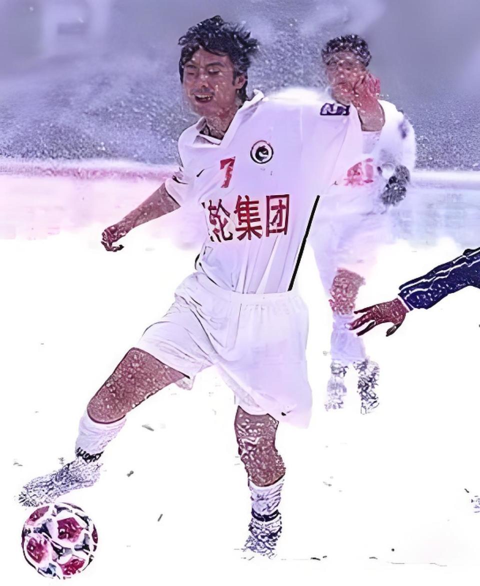 包含中超联赛球队上演帽子戏法，为球队取胜添砖加瓦的词条