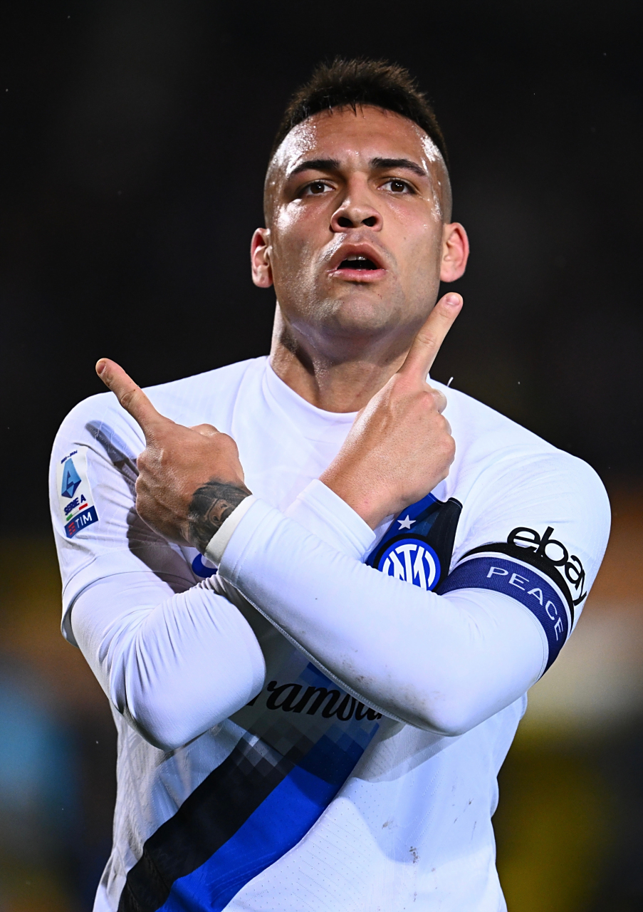 尤文图斯主场逆转克罗托内，继续领跑意甲积分榜