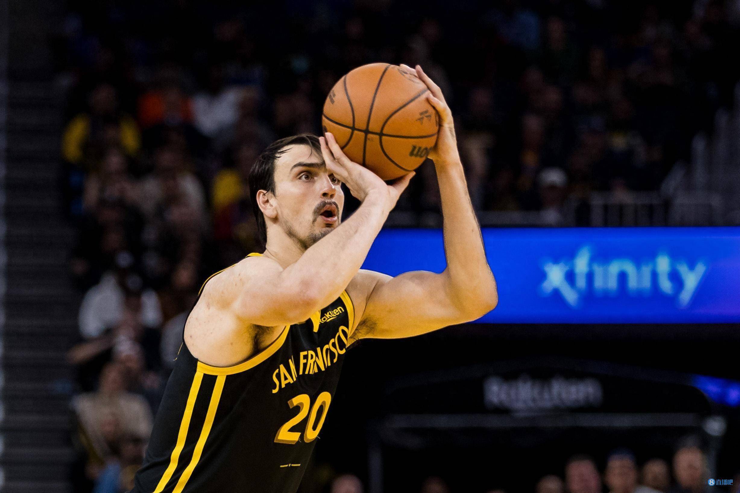 勇士客场击败老鹰，继续取得胜利