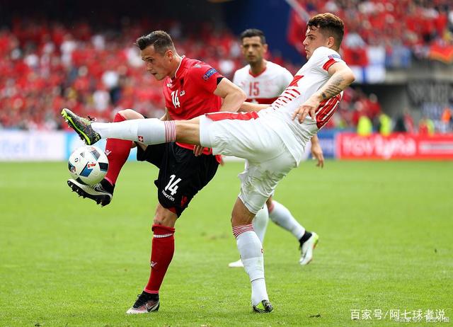 包含巴西轻取瑞士，皮克统治全场的词条